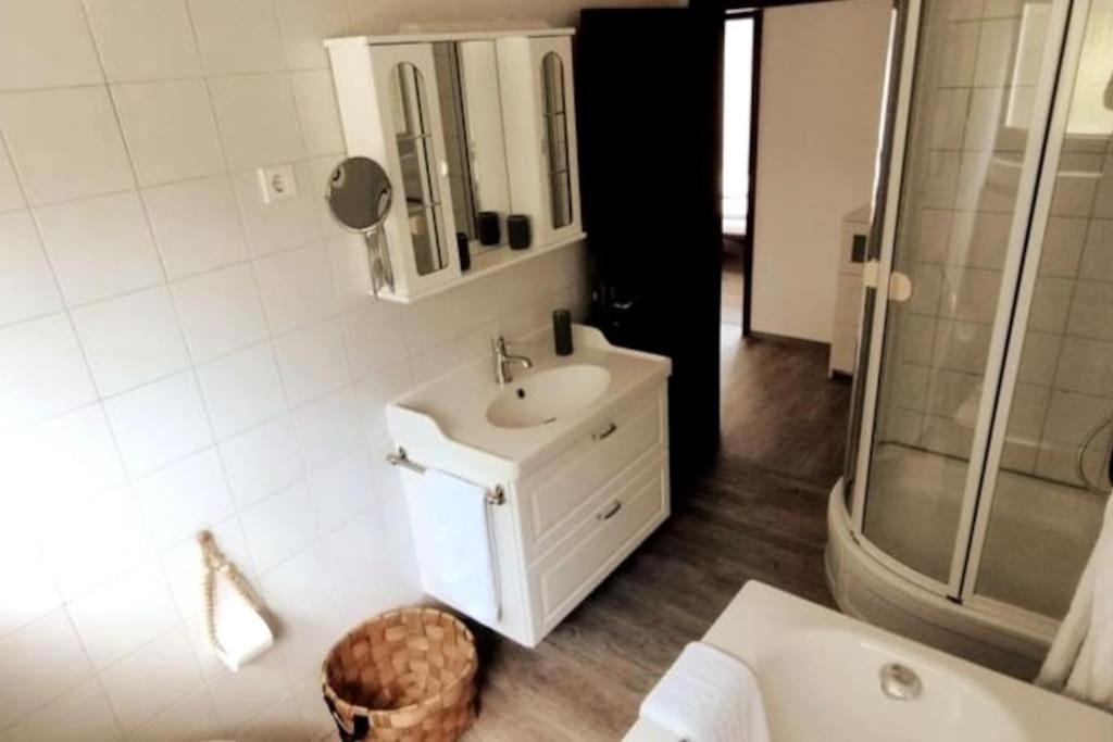 Ferienwohnung Zur Dicken Berta Wolfegg Buitenkant foto